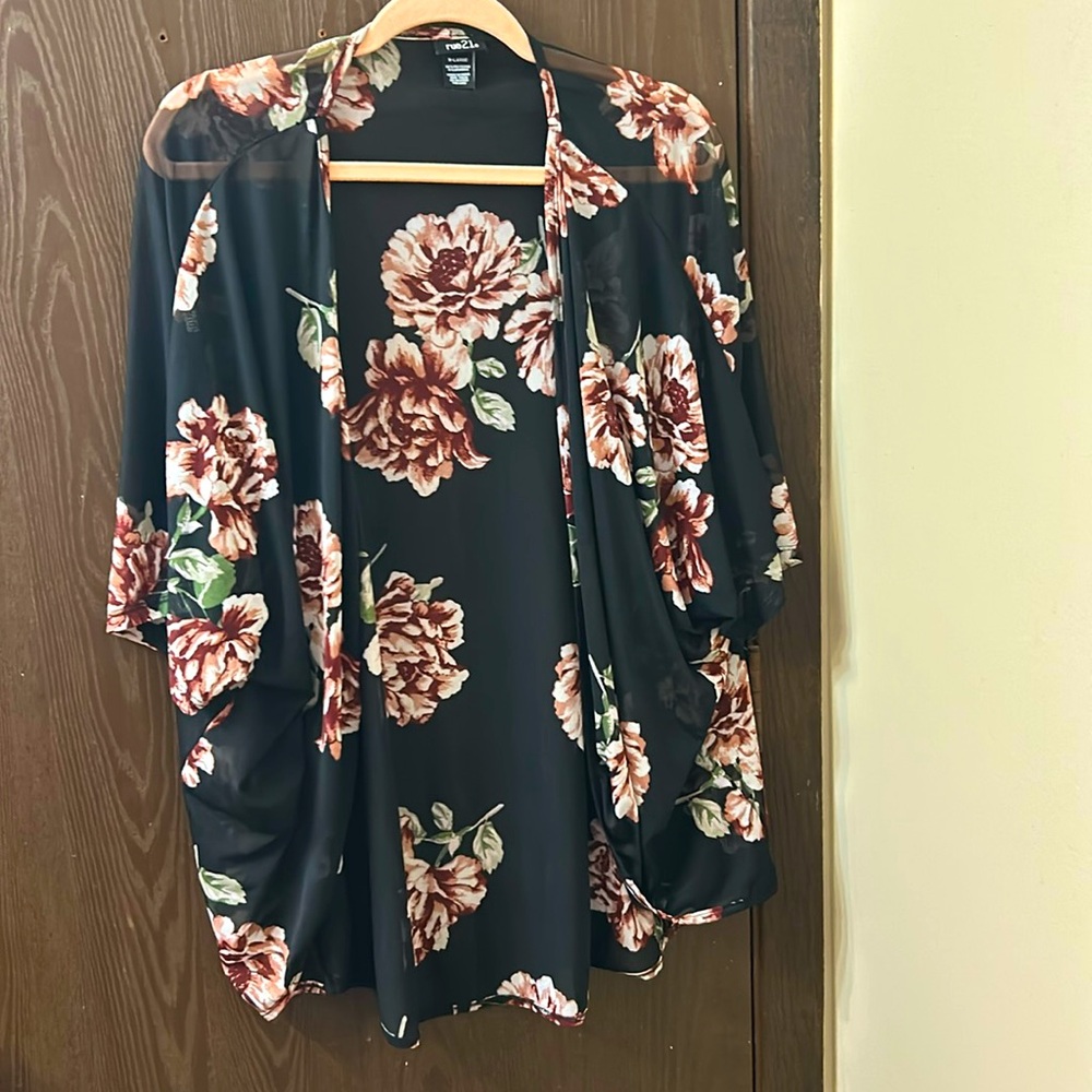 Floral kimono